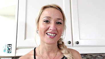 Misha Mynx Creampied in Reverse Cowgirl by Mike Hunt