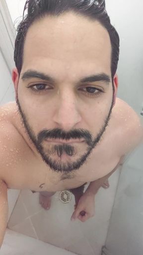 The best face fuck is when I put my favorite yellow t-shirt