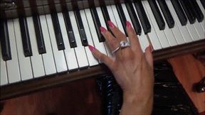 long pink fingernails playing piano - full clip - (1280x720*mp4)