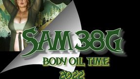 Oiling up my chubby curvy naked body Samantha38g -WMV