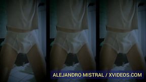 ALEJANDRO MISTRAL bailando en ropa interior blanca empieza a ponerse duro