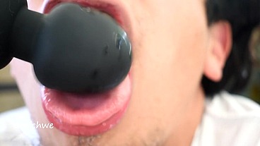 Tongue plus Domi super vibrator