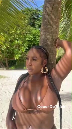 Coco DeThick gets a surprise blowjob from her boyfriend