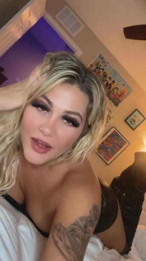 Ballbust Femdom Hellcat Blondie