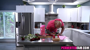Ebony stepdaughter gives stepdad Valentine&#039_s Day present