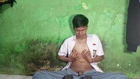 Young Man Tries Round Nude