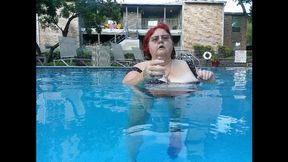 Nurse Vicki and Handsome Harry Are Having Fun Kissing in the Pool!