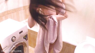 Bathtime Beauty Bounces on Boyfriends Cock - Hidden Kitten