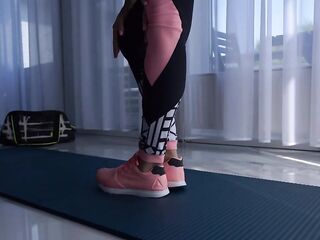 Lascivious Fit Girl Enticed the Trainer and Gave Hard Fuck Herself till Facial