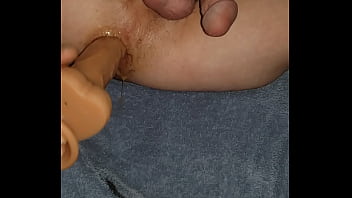 Closeup creampie with dildo