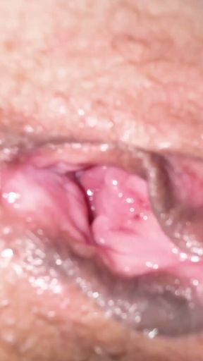 Kinky 18 years girl says: You guys, stop shine a flashlight into my anus!   Clip 1