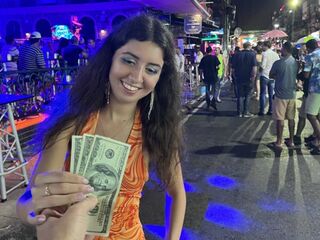 I thought I picked up tranny, but she turned out to be a regular prostitute and I fucked her in ass