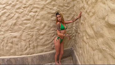 Sexy blonde Ashlee Rose temptation emerald green