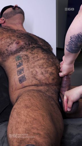 Guy 68 - Had the Opportunity to Play with Daddylobovanxxx and His Huge Cock Recently