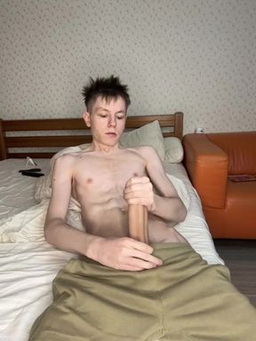 18-year-old Twink's Massive Cum Blast