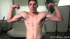 Daniel Donovan Flexes & Licks His Muscles at the Gym - EastBoys
