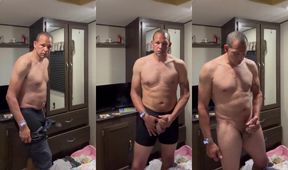 Toned big dick solo jerking raw gay cum live now on OnlyFans