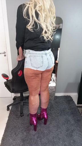 My Ass Wearing New Short