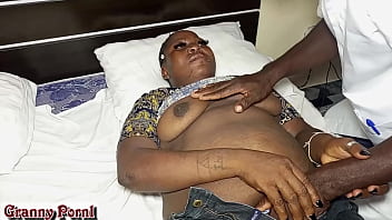 Doctor fucks his patient&#039_s who came for medical checkup