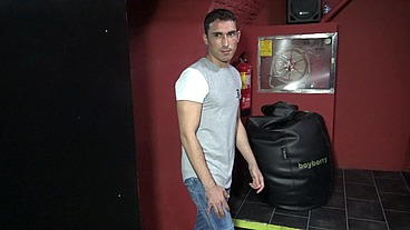 CLICK HERE FOT AMATOR BAREBACK CASTING PORNO MADE IN SPAIN
