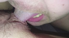 licks her lips and clitoris very well with her tongue
