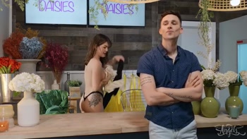 Dante Colle & Kane Fox Take Turns Drilling Stunning Daisy Taylor's Tight Asshole - TRANS ANGELS
