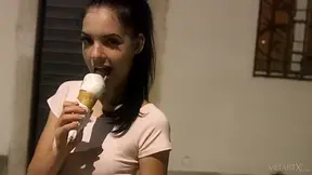 Juicy Ice Cream - Anie Darling - MetartX