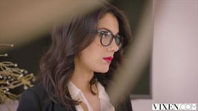 Busty chick Valentina Nappi sucking cock