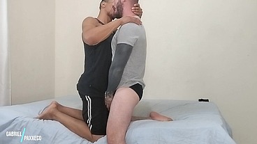 fodendo o puto gostoso Henrique Becker