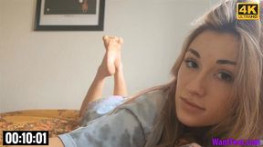 Rina Soles in the Pose - 4K MP4