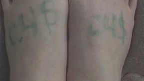 PALE WHITE SKIN ON FEET