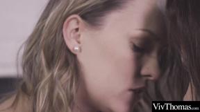 ”Bombshell blonde & bombshell brunette have sexy make-up sex”