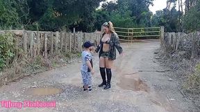 fudendo gostoso na rodovia e tocando siririca no carro e gozei muito dirigindo com meu amigo anao e a porra dele