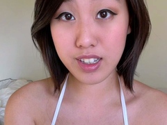 Hot amateur teen girl with big boobs toying pussy on cam