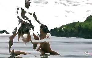 Alexis Amore & Tera Patrick Sharing Cock In Nasty Threesome On The Beach!
