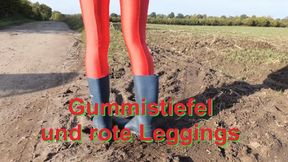 Aresah: Rubber boots and red leggings - Aresah: Gummistiefel und rote Leggings