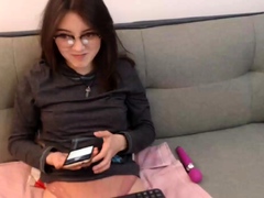 Hot amateur webcam teen masturbates for their fans