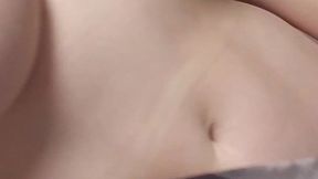 encore une petite video de mes seins