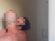 Coppia gay italiana pelosa scopa sotto la doccia