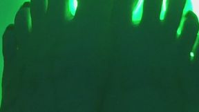 MONSTER GLOW