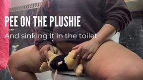 PEE ON THE PLUSHIE and sinking it in the toilet