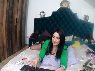 Fetish Show – Stockings, Smokin', Toys & anal