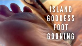 ISLAND GODDESS FOOT GOONING