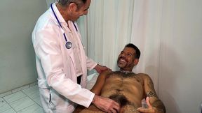 consultorio medico sacana acaba em sexo com os pacientes