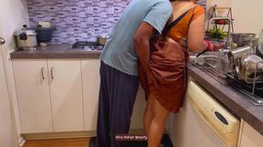 Beautiful Saree Sex - Loud Pussy Eating - Erotic Face Fucking and Anal Sex with Step Brother