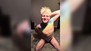 Lad with good-sized booty dirty dancing in panty