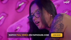 Testing Sex Toys in the Brunette's Pussy and Ass