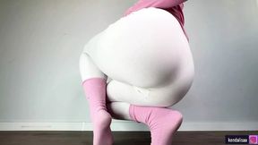 squirt on my tight leggings - close-up!