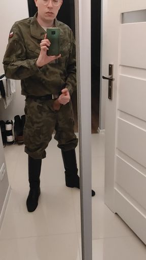 Gay soldier jerks off in military officers 4