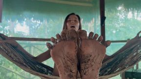 Dirty Feet en la Dieta (1080 MP4)